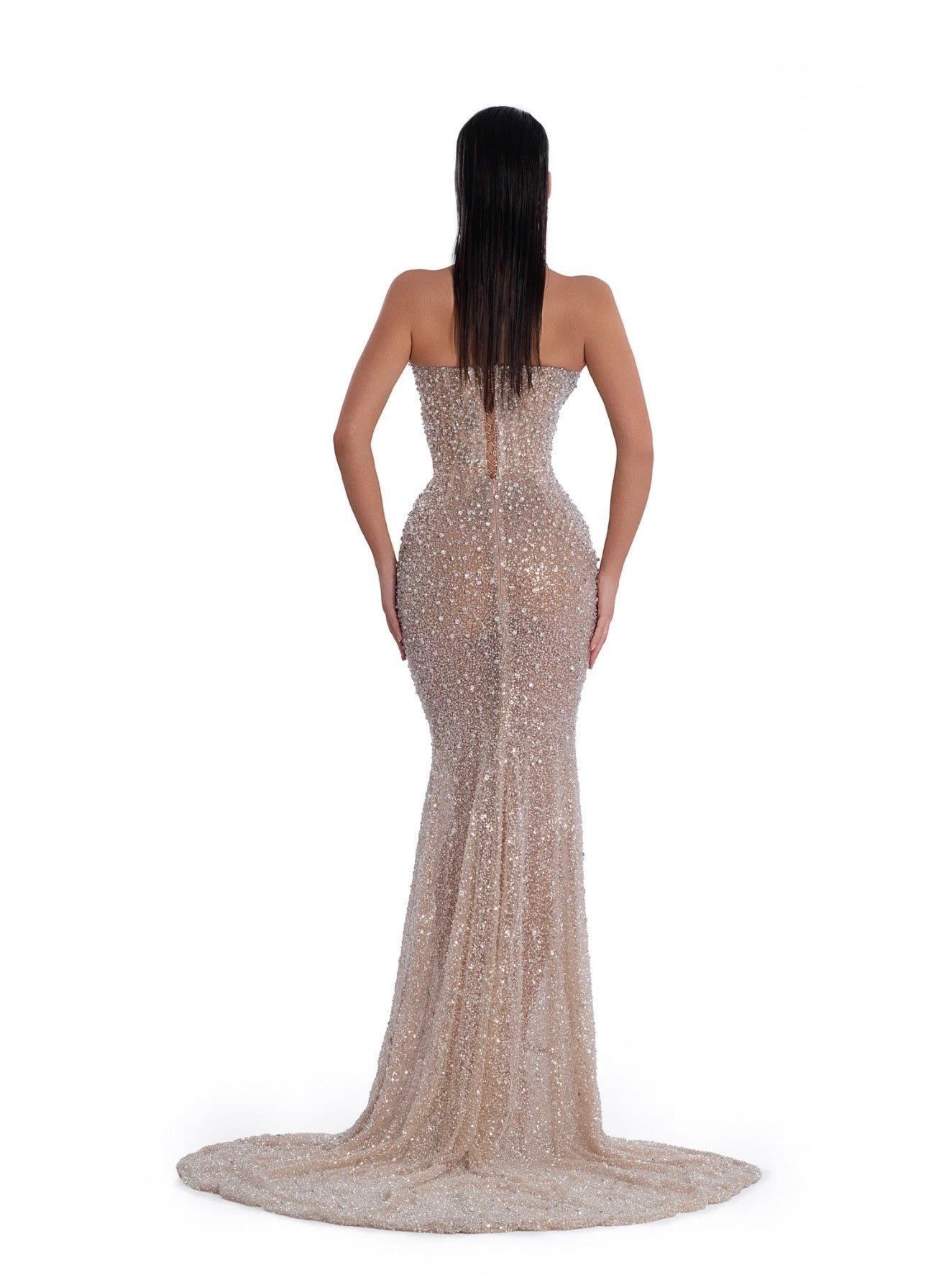 Golden Mirage Nude (HIRE)