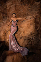 Royal Mirage - full look leaning on rock