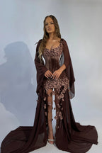 Reine des Bois - full look alternate angle