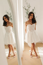 Ivory Heirloom HIRE)